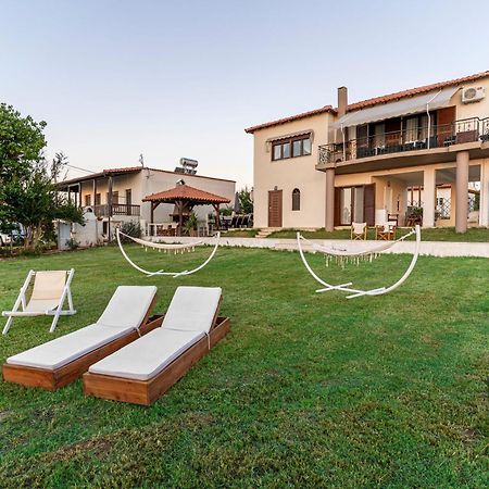Villa Karolina Неа-Потідея Екстер'єр фото