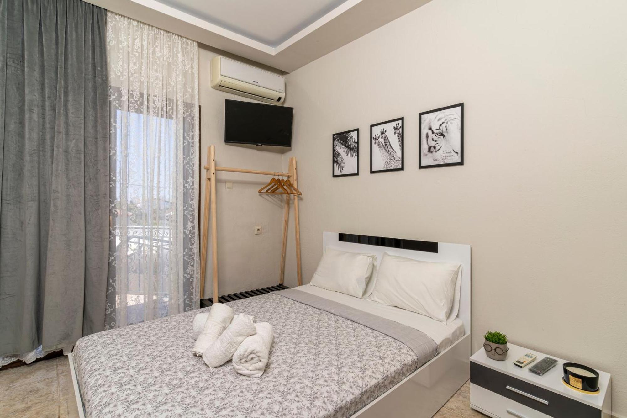 Villa Karolina Неа-Потідея Екстер'єр фото