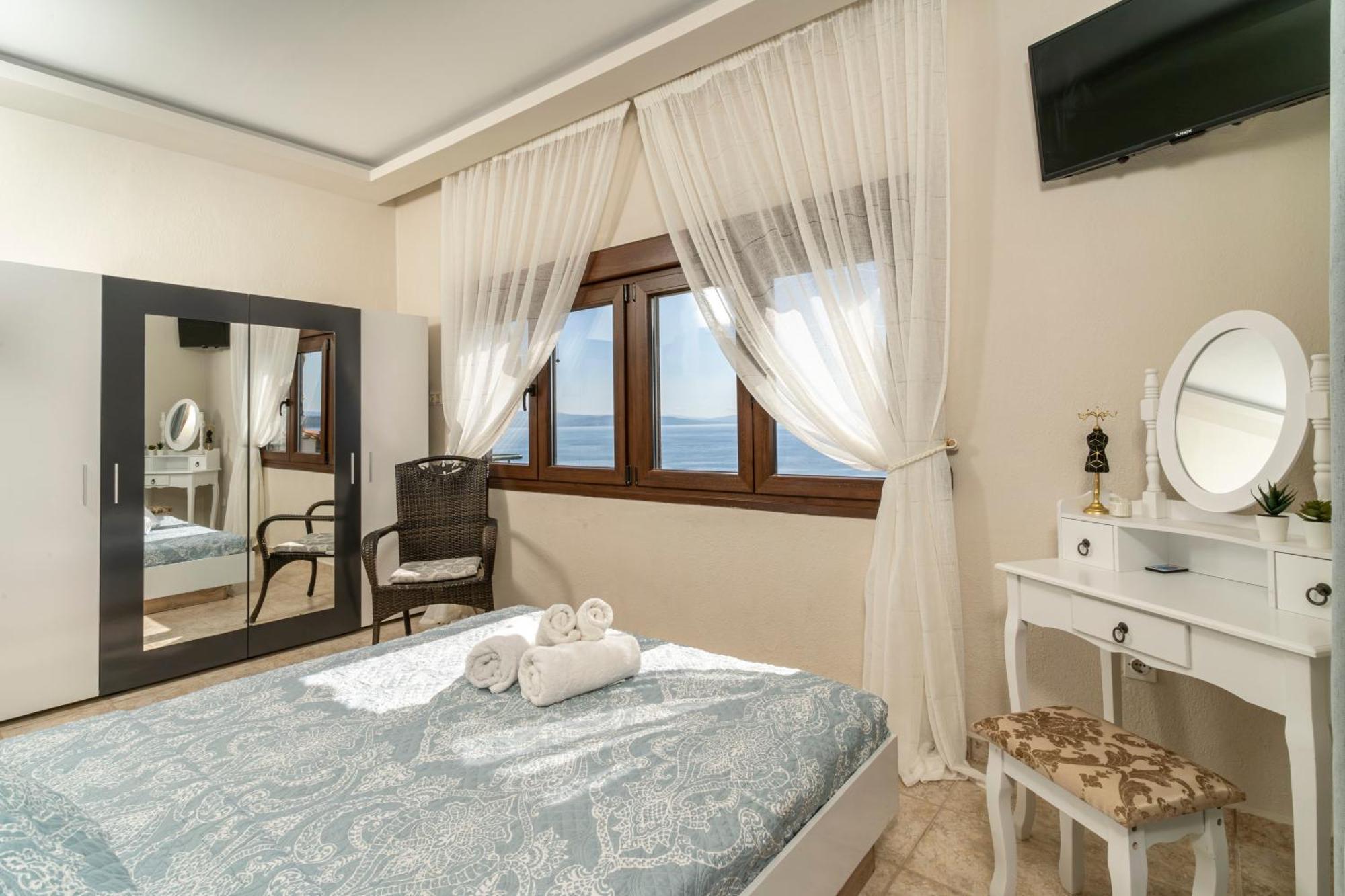 Villa Karolina Неа-Потідея Екстер'єр фото